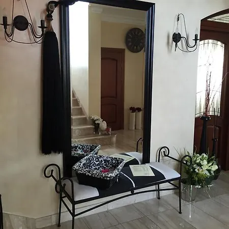 威拉黑维特酒店 住宿加早餐酒店 *