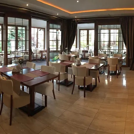 威拉黑维特酒店 住宿加早餐酒店 Władysławowo